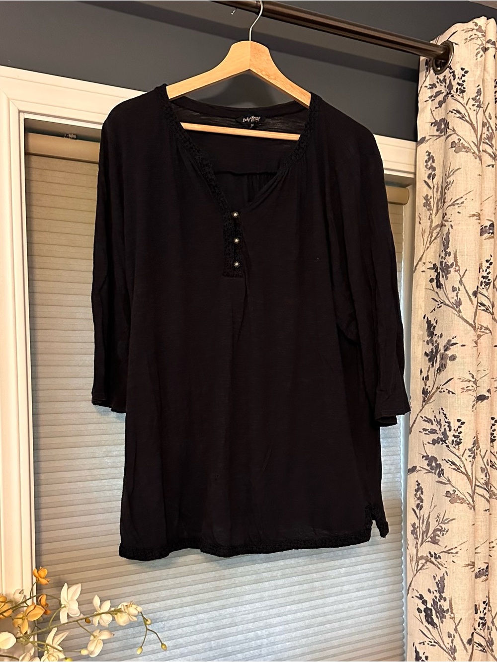Lucky Brand Navy 3/4 Sleeve Tunic with Button Placket